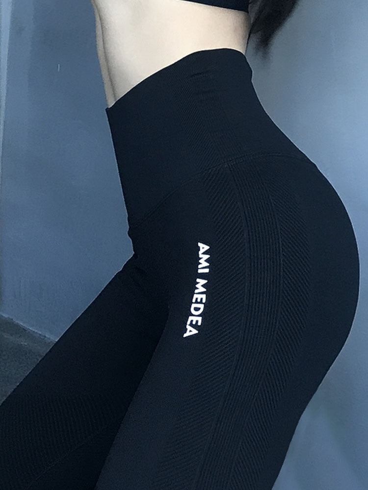 Yoga pants Social Buzz eSIMs