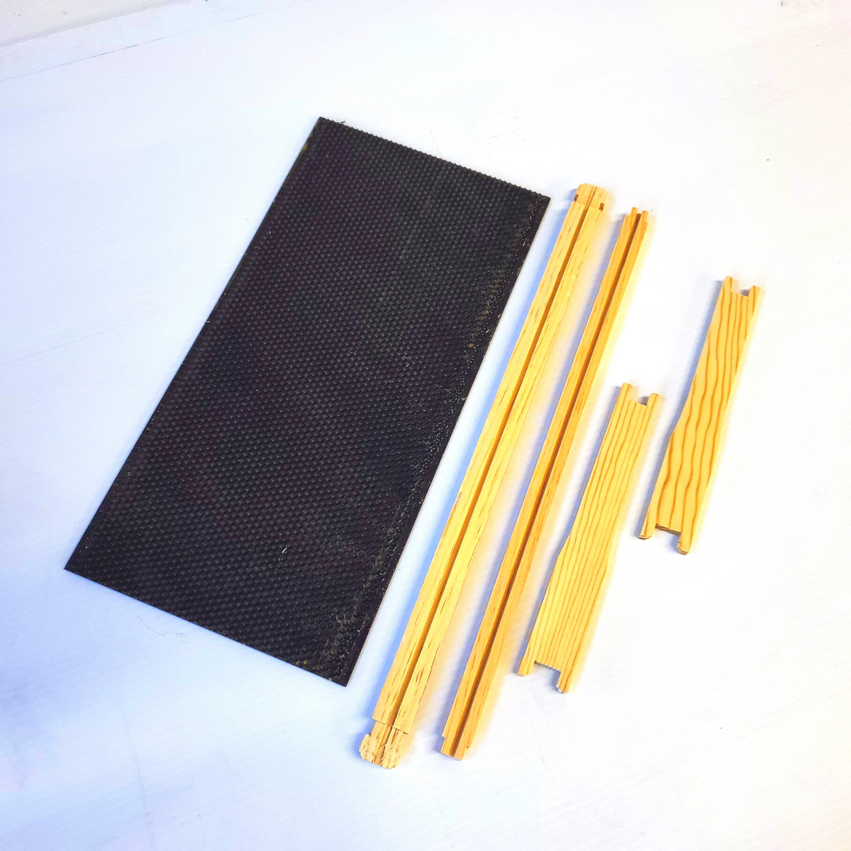5-Frame Nucleus Hive Kit - Deep Foxhound Bee Company