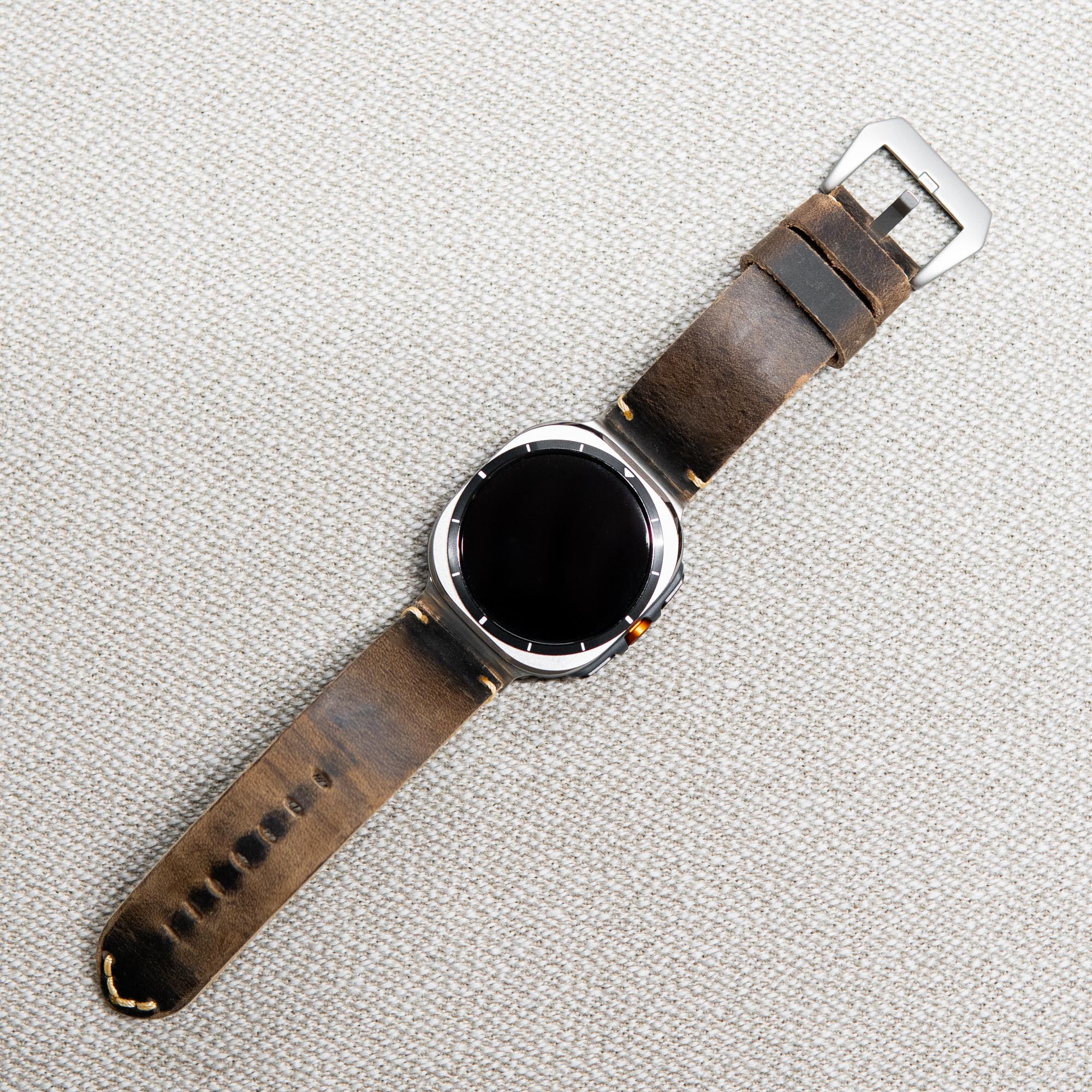 Leather Strap R01 for Samsung Galaxy Watch Ultra Robust