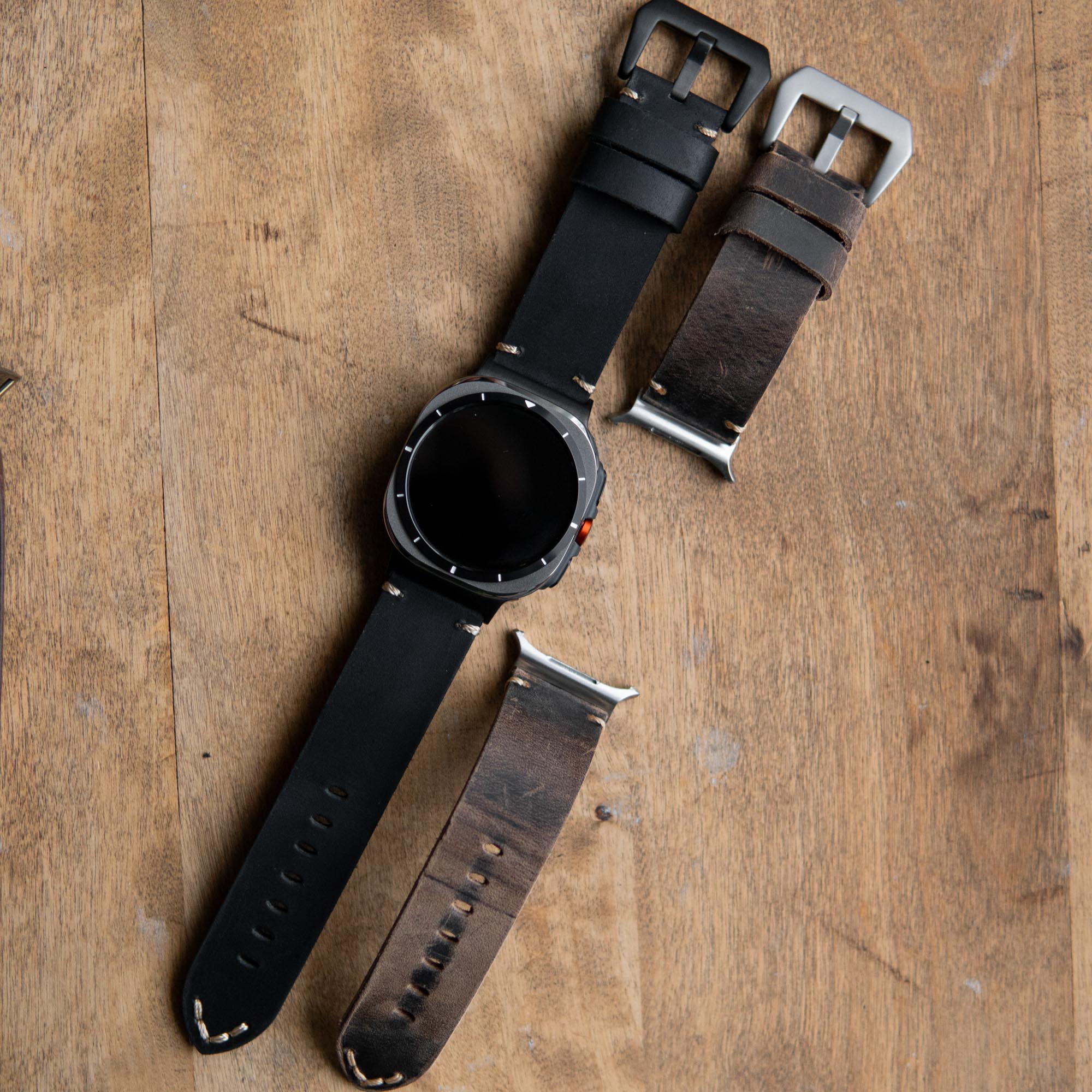 Leather Strap R01 for Samsung Galaxy Watch Ultra Robust