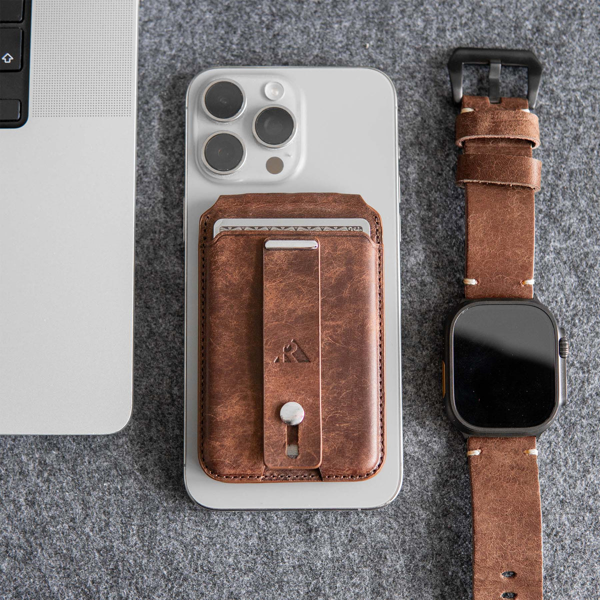 Magnetic Cardholder Robust