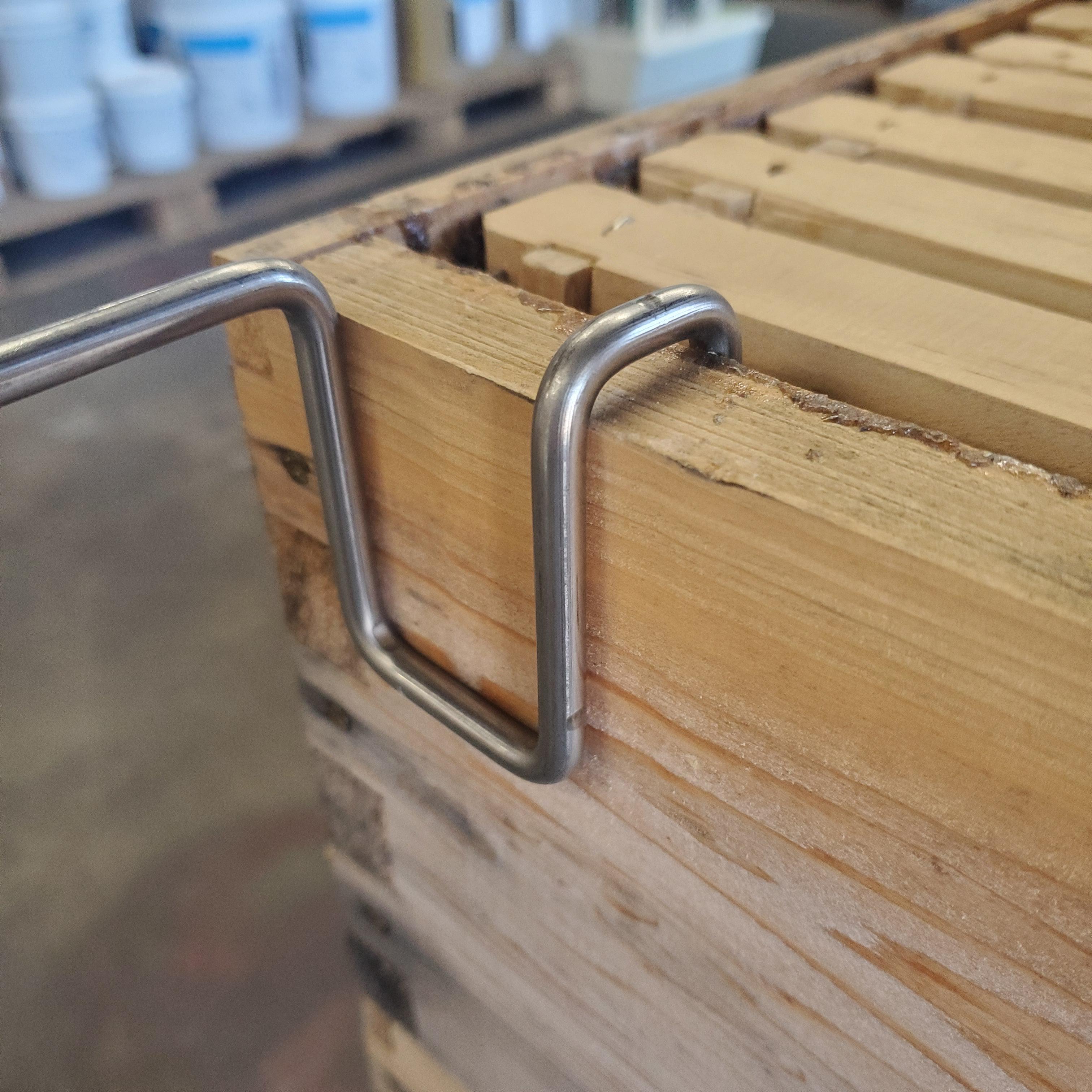 Frame Holder Foxhound Bee Company