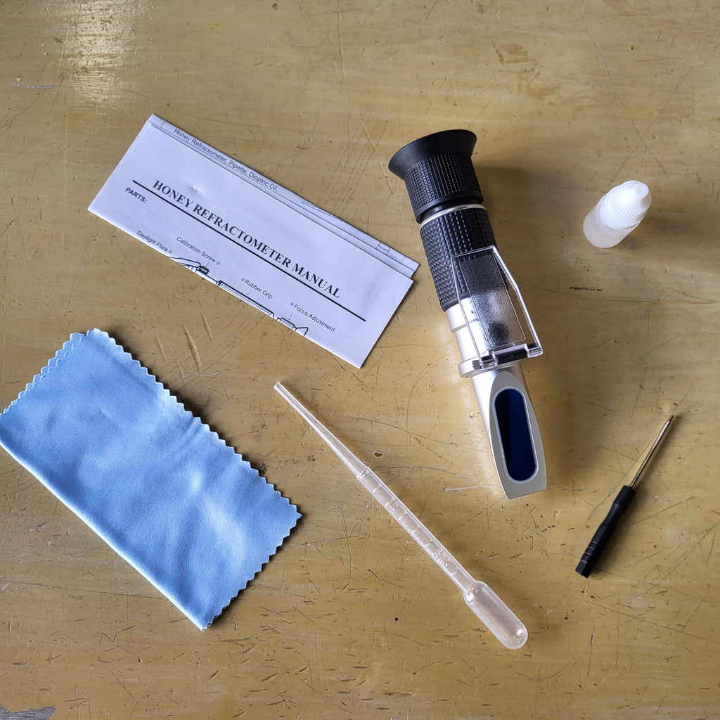 Hand Held Honey and Juice Refractometer with ATC Foxhound Bee Company