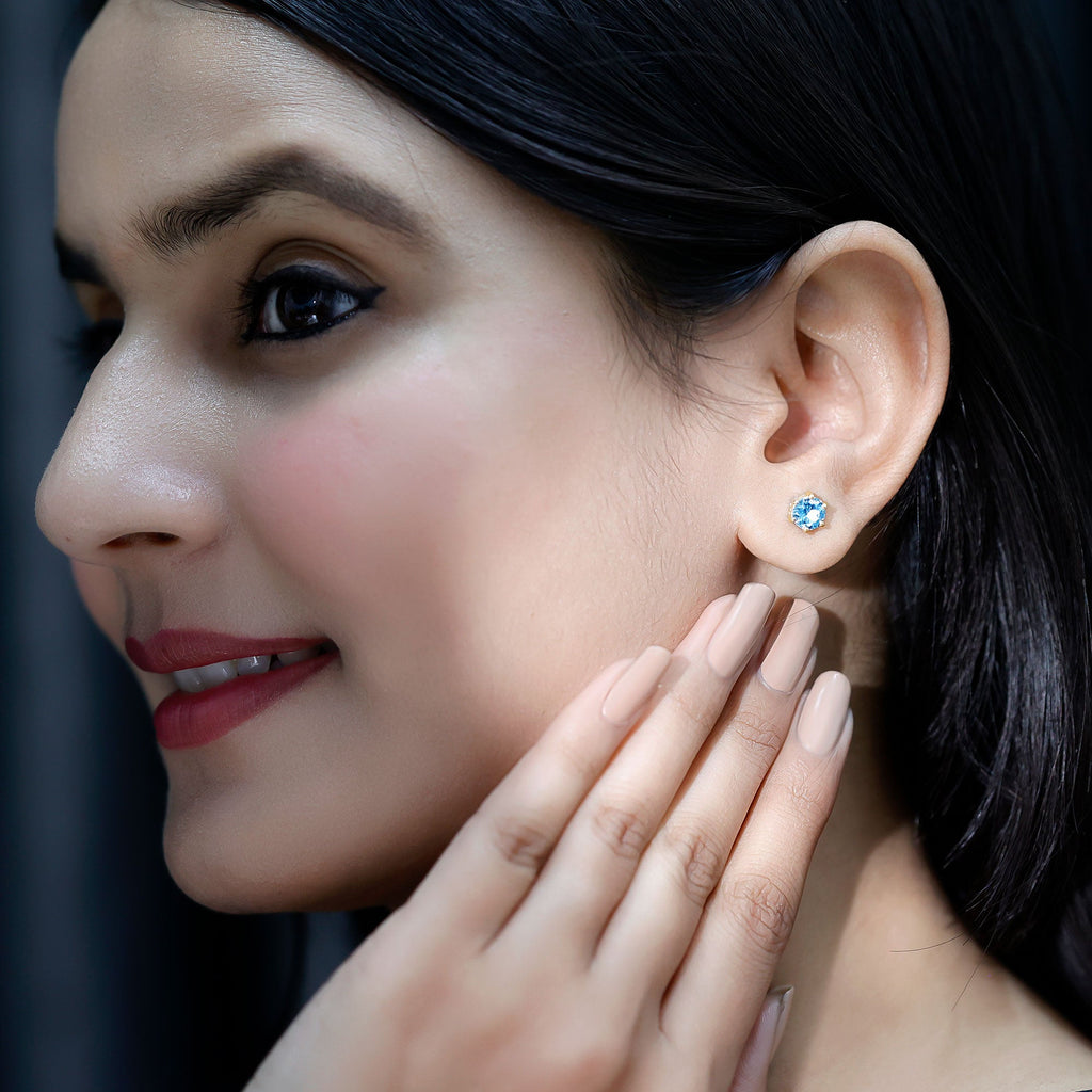 1.6 Carat Round Aquamarine Solitaire Stud Earrings