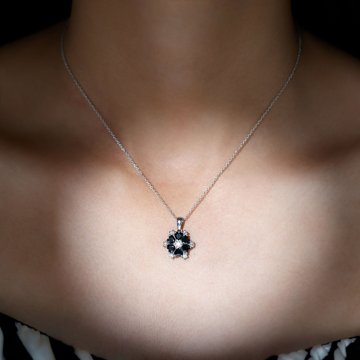 Natural Heart Shape Black Spinel Flower Pendant Necklace with Diamond
