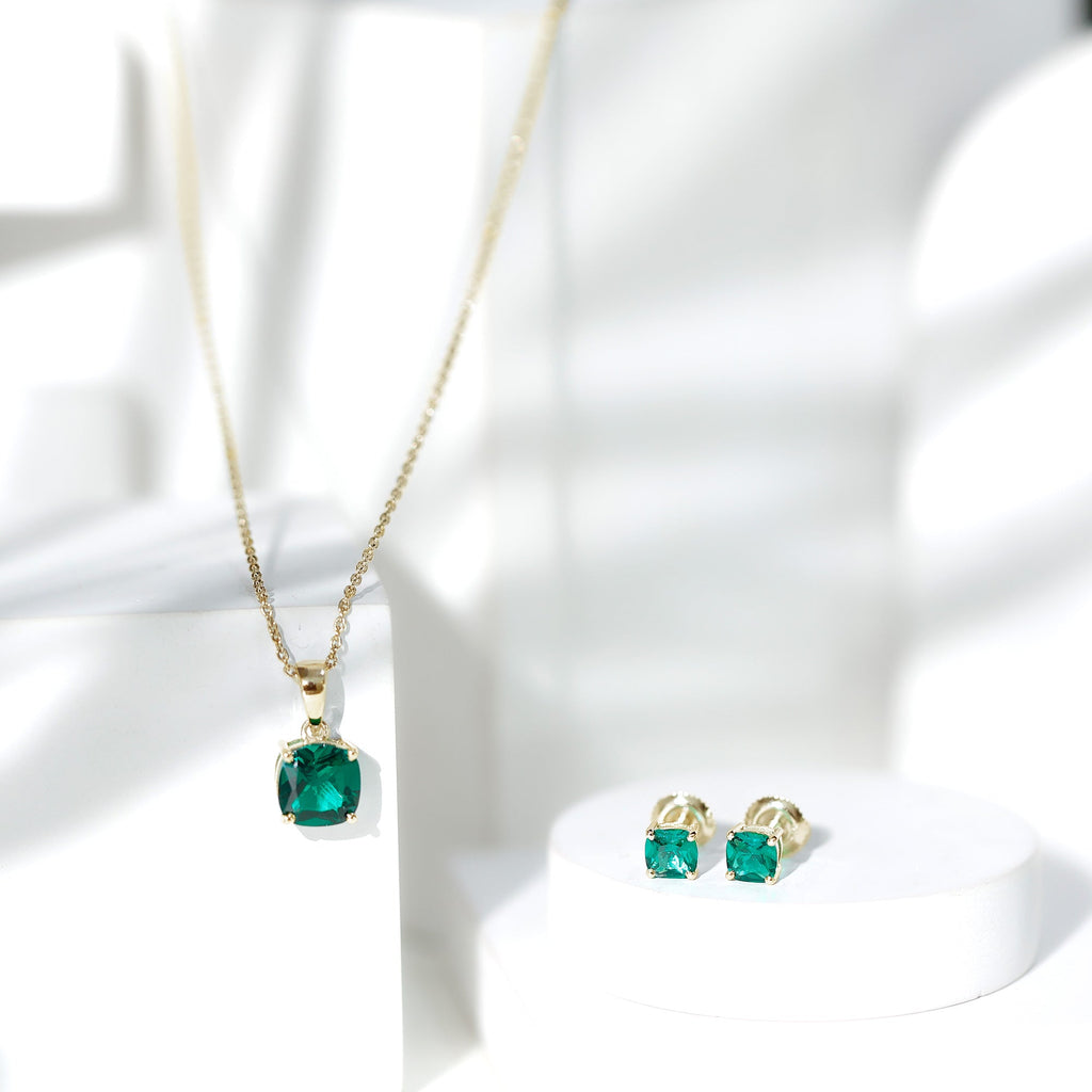 Certified Lab Grown Emerald Solitaire Jewelry Set