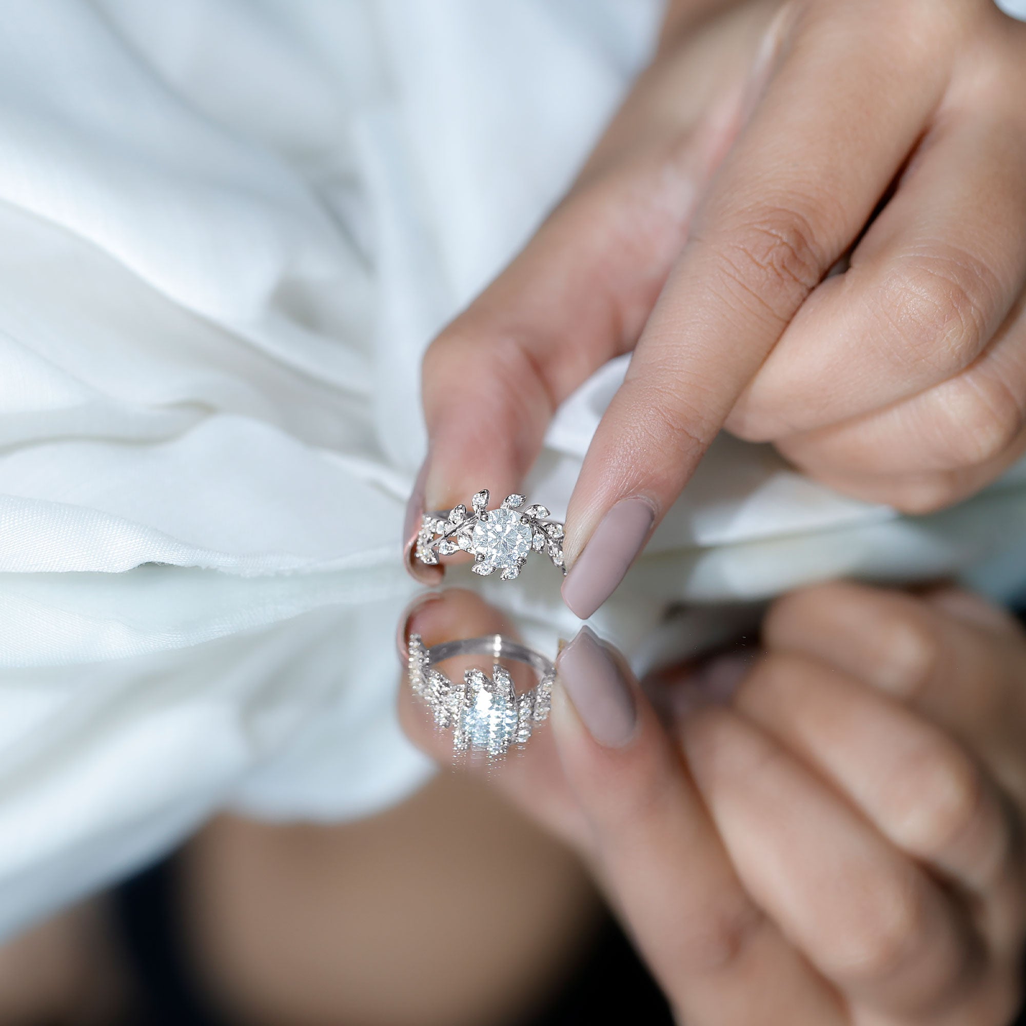 1.3 Carat Round Cut Moissanite Vine Engagement Ring for Women