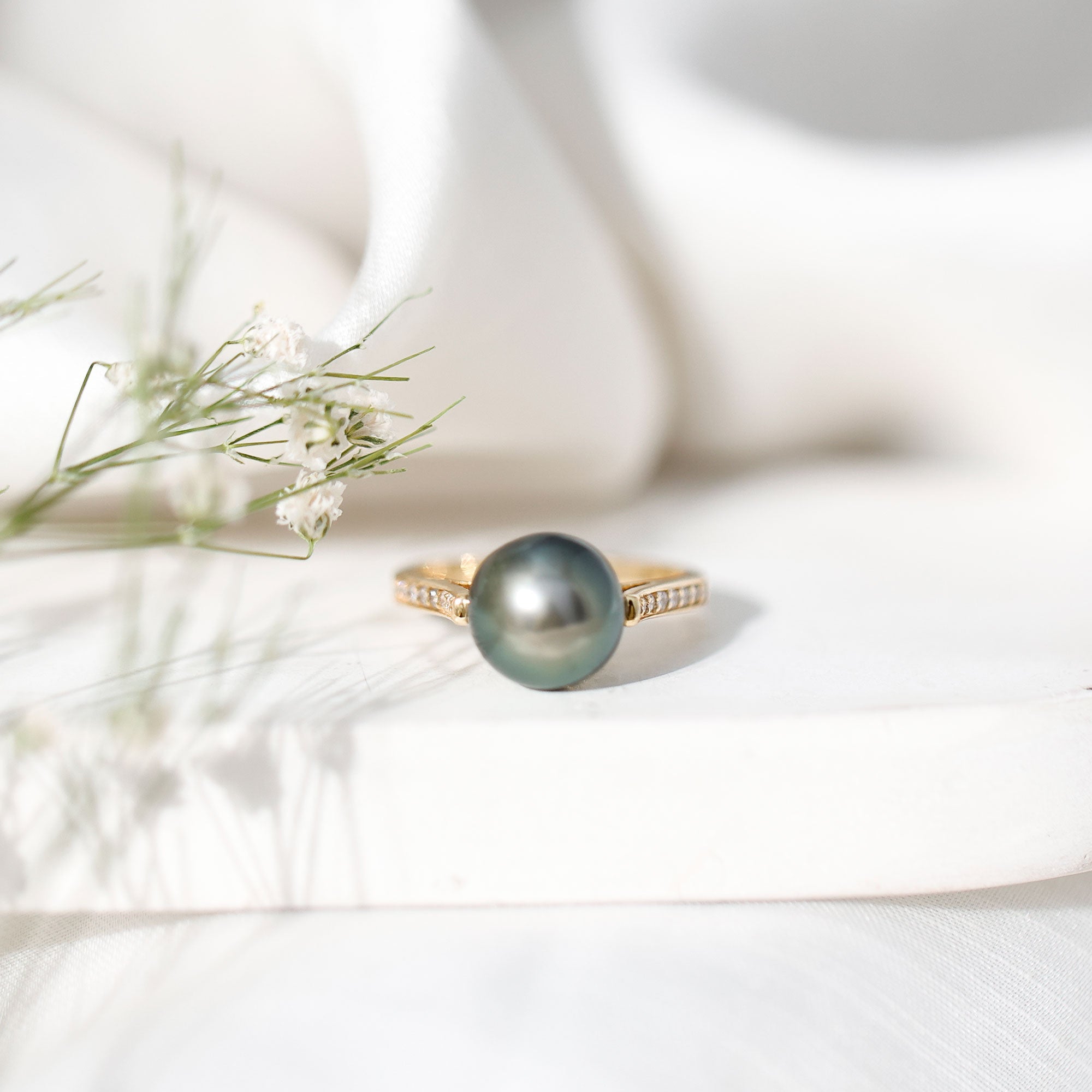 Real Tahitian Pearl Solitaire Engagement Ring with Diamond