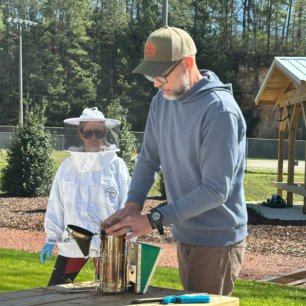 Bee School - One Day Class Foxhound Bee Company