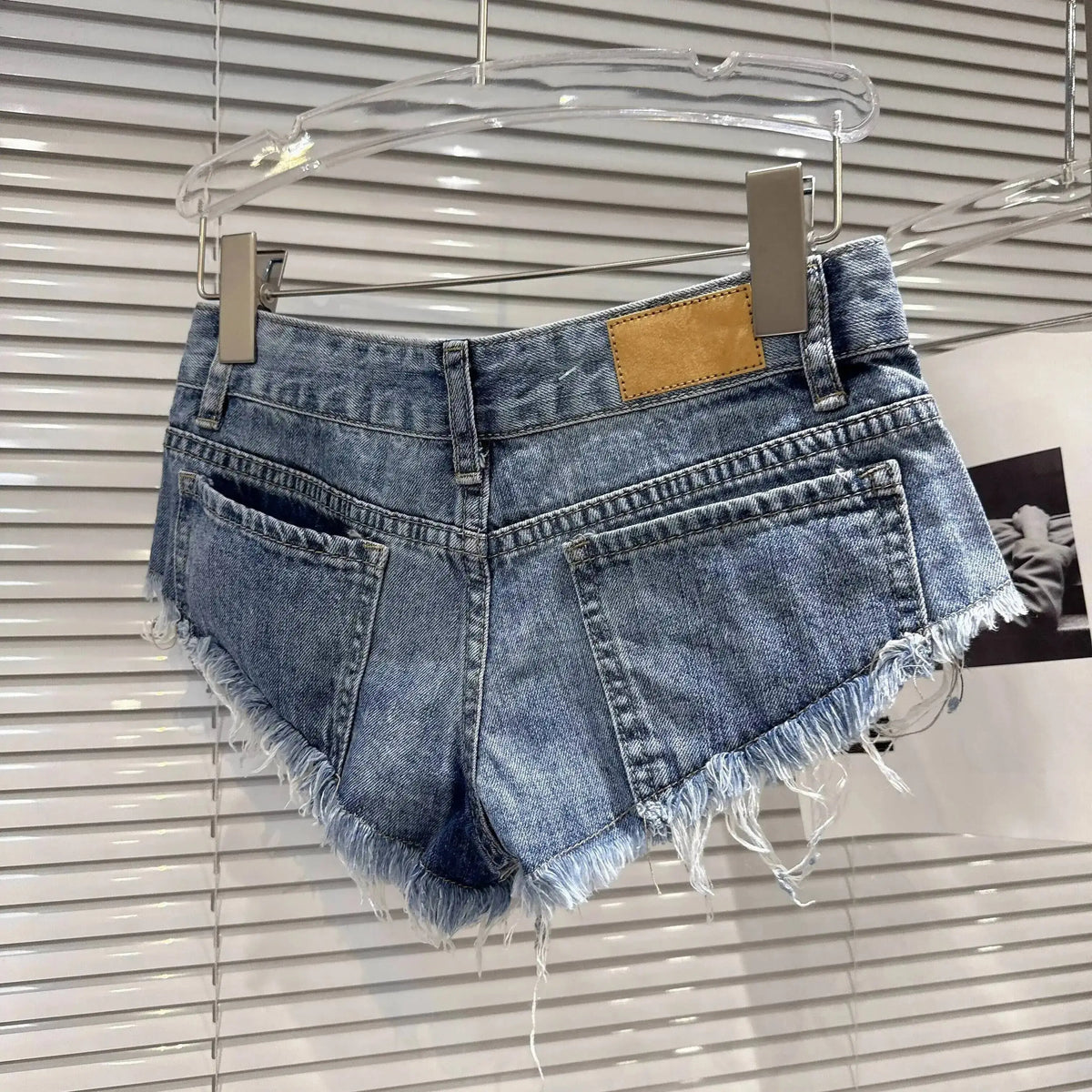 Distressed Raw-Hem Low-Rise Denim Shorts Rose In Concrete 🥀