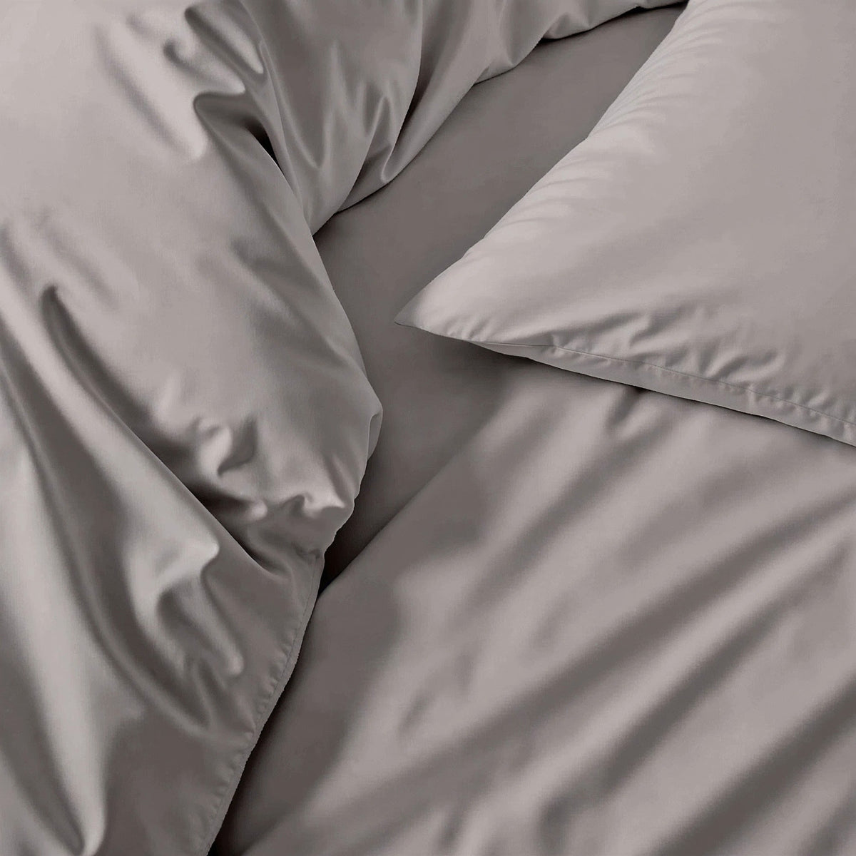 Luxe Australian Sateen Bedding Bundle Italic